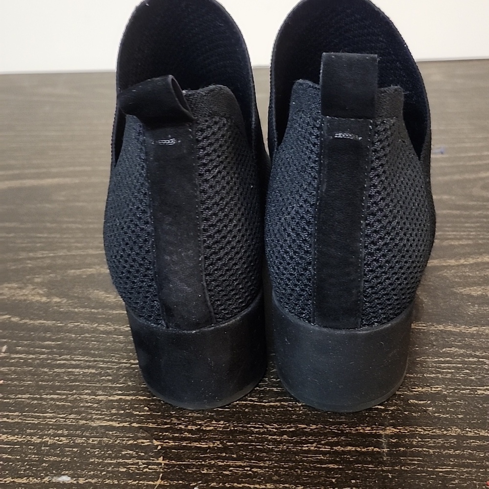 Eileen Fisher Black Knit Ankle Booties, Size 9.5 Stretch Pull-On - Picture 3 of 6